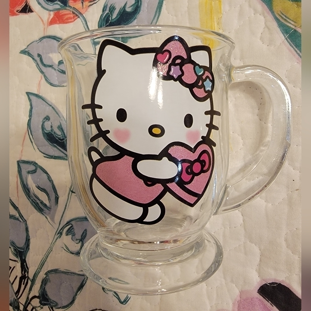 NWOT Hello Kitty Clear Glass Mug, 16 oz